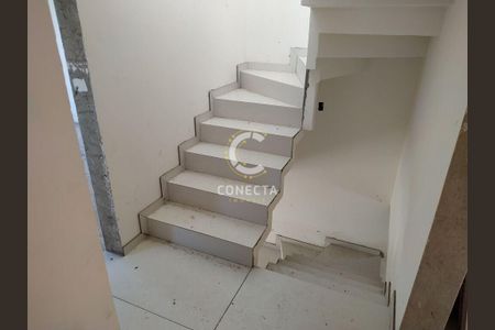 17_photo/94dcfa96e9.f53ab2ffa76f663e-ATLAS-6633a5ba-2b4a-4193-8702-d794052e0fc5.jpg de casa à venda com 3 quartos, 130m² em Uberaba, Curitiba