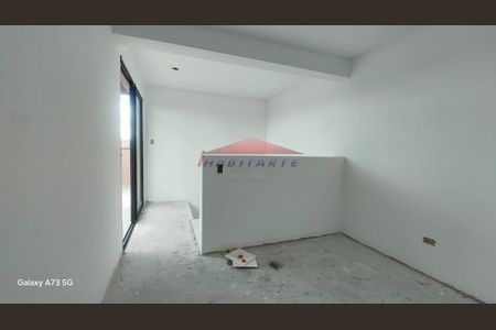 16_photo/94dcfa9727.d00588b39bb74d6d-ATLAS-b6fb79e8-59df-4f71-8967-a6541b457930.jpg de casa à venda com 3 quartos, 114m² em Uberaba, Curitiba