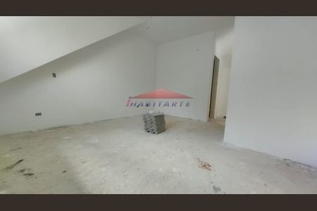 21_photo/94dcfa990b.8815b0ba80454d62-ATLAS-330c0ffb-24f2-468f-868d-6260f27c2d9b.jpg de casa à venda com 3 quartos, 131m² em Uberaba, Curitiba