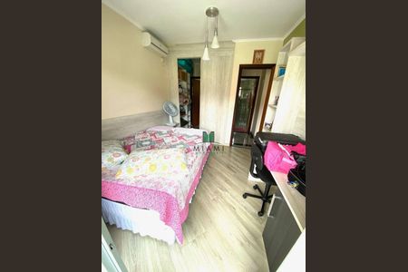 29_photo/94dcfa990d.6e53403f950fb4ab-ATLAS-657d8fc0-0689-48b9-93eb-3992f875ffa9.jpg de casa à venda com 3 quartos, 192m² em Uberaba, Curitiba