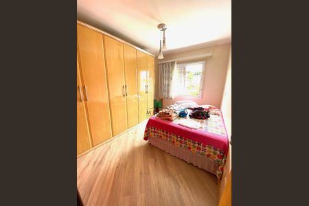 32_photo/94dcfa990d.6e53403f950fb4ab-ATLAS-c2c21bac-112f-429f-bca6-6a2151f2b806.jpg de casa à venda com 3 quartos, 192m² em Uberaba, Curitiba