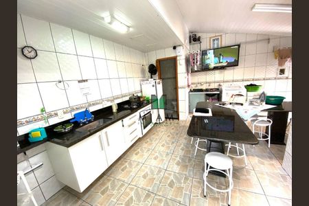 17_photo/94dcfa990d.6e53403f950fb4ab-ATLAS-e151b9a7-878a-44f1-bb99-36b39f02cced.jpg de casa à venda com 3 quartos, 192m² em Uberaba, Curitiba