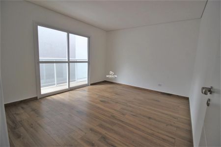 12_photo/94dcfa990d.831fd5555cf6a0d7-ATLAS-6bb2eeea-1c87-4741-bf12-46153bb7432e.jpg de casa à venda com 3 quartos, 150m² em Uberaba, Curitiba