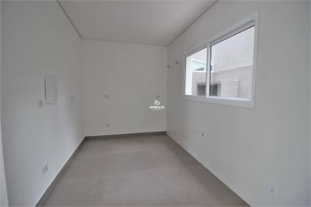 6_photo/94dcfa990d.831fd5555cf6a0d7-ATLAS-716e7330-c2a9-467b-9abb-fb31dce69c50.jpg de casa à venda com 3 quartos, 150m² em Uberaba, Curitiba