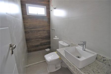 15_photo/94dcfa990d.831fd5555cf6a0d7-ATLAS-75305a8a-9f5a-42a1-989c-489eb6a540c3.jpg de casa à venda com 3 quartos, 150m² em Uberaba, Curitiba