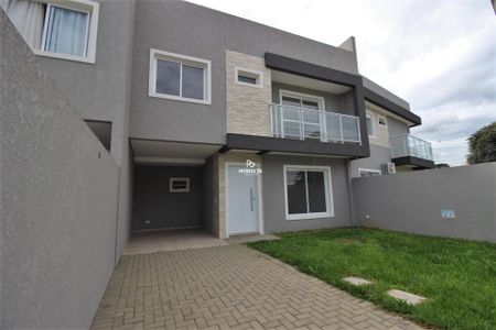 2_photo/94dcfa990d.831fd5555cf6a0d7-ATLAS-c258a2e5-2764-4f01-80da-4b8806fd11c3.jpg de casa à venda com 3 quartos, 150m² em Uberaba, Curitiba