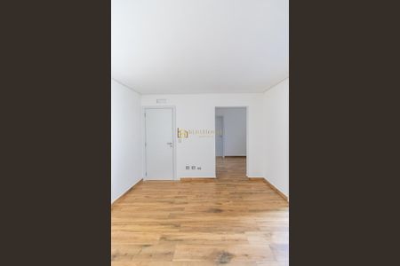 9_photo/94dcfa9913.2166fbebe8fc1b24-ATLAS-3111dad2-dc9c-438a-9b1d-35e2c6db73f3.jpg de casa à venda com 3 quartos, 152m² em Uberaba, Curitiba