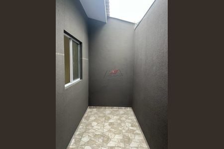 3_photo/94dcfa9917.a80feac93e6e8f0f-ATLAS-2aad9a44-6658-4863-bee0-ea01df5a32be.jpg de casa para alugar com 2 quartos, 48m² em Uberaba, Curitiba