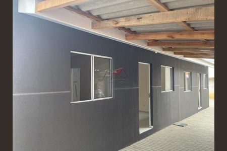 9_photo/94dcfa9917.a80feac93e6e8f0f-ATLAS-b3cf4799-2f1b-4f99-93f3-e64a47fed917.jpg de casa para alugar com 2 quartos, 48m² em Uberaba, Curitiba