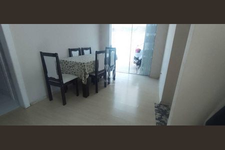 7_photo/94dcfa99dd.2fed7e95ddef69d8-ATLAS-3a5be8c8-2815-40fa-a1ff-cd4a2e71f689.jpg de casa à venda com 3 quartos, 98m² em Uberaba, Curitiba