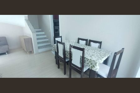 11_photo/94dcfa99dd.2fed7e95ddef69d8-ATLAS-63804f3b-de4a-46a0-b842-749e17a0a01c.jpg de casa à venda com 3 quartos, 98m² em Uberaba, Curitiba