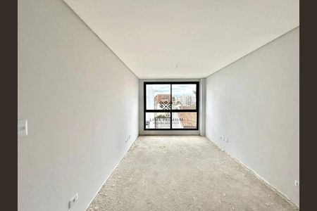 25_photo/94dcfa99e5.598c66e7e5047e83-ATLAS-05925c2d-29ff-4276-a47d-a4717f5e48a8.jpg de casa à venda com 3 quartos, 110m² em Uberaba, Curitiba