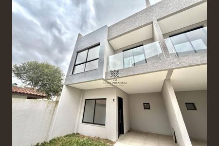 2_photo/94dcfa99e5.598c66e7e5047e83-ATLAS-79543ead-27ce-4001-b5ff-a3bdb539759f.jpg de casa à venda com 3 quartos, 110m² em Uberaba, Curitiba