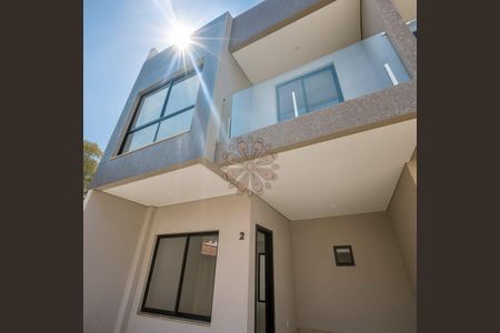 4_photo/94dcfa99e5.c281d4ca517ff2db-ATLAS-2cf87593-c1da-4246-a17a-42145e192d13.jpg de casa à venda com 3 quartos, 110m² em Uberaba, Curitiba