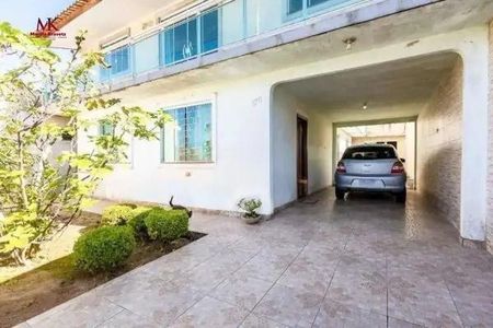 5_photo/94dcfa9a43.588d4a7fb74764b6-ATLAS-92085ab5-5372-4d20-b227-df97da610109.jpg de casa à venda com 4 quartos, 315m² em Uberaba, Curitiba