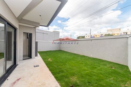 6_photo/94dcfa9b0d.3d07f6ac8c867d31-ATLAS-793572a4-3fdf-4c2d-894e-deef1b2bdf9d.jpg de casa à venda com 4 quartos, 180m² em Uberaba, Curitiba