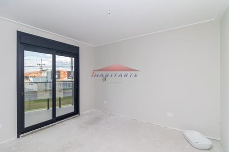 15_photo/94dcfa9b0d.3d07f6ac8c867d31-ATLAS-902ea320-a4e8-4d02-ba0e-eb61d4e98c22.jpg de casa à venda com 4 quartos, 180m² em Uberaba, Curitiba