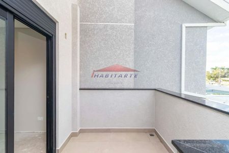 24_photo/94dcfa9b0d.3d07f6ac8c867d31-ATLAS-ecc1067e-1e02-40e4-993c-02c0adc15cdd.jpg de casa à venda com 4 quartos, 180m² em Uberaba, Curitiba