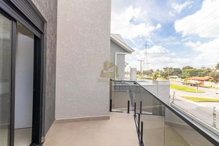 21_photo/94dcfa9b0d.f593c65414f33db3-ATLAS-a78fba60-3d56-40af-86ef-16e6286e495f.jpg de casa à venda com 4 quartos, 180m² em Uberaba, Curitiba