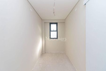 28_photo/94dcfa9b75.ab41e4e09fc2bc48-ATLAS-61d23535-217c-487c-bf1d-352816e76af4.jpg de casa à venda com 4 quartos, 180m² em Uberaba, Curitiba