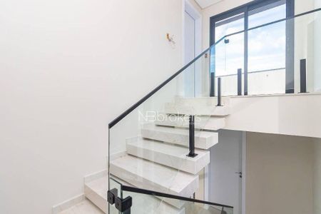 32_photo/94dcfa9b75.ab41e4e09fc2bc48-ATLAS-6ade869b-79b8-4878-8a12-268f3638916f.jpg de casa à venda com 4 quartos, 180m² em Uberaba, Curitiba