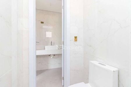 13_photo/94dcfa9b75.ab41e4e09fc2bc48-ATLAS-78ec40c4-873e-4972-8ba8-8e49c2231c97.jpg de casa à venda com 4 quartos, 180m² em Uberaba, Curitiba