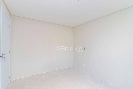 10_photo/94dcfa9b75.ab41e4e09fc2bc48-ATLAS-8cee1431-a187-4648-b1f3-75f67ee3b071.jpg de casa à venda com 4 quartos, 180m² em Uberaba, Curitiba