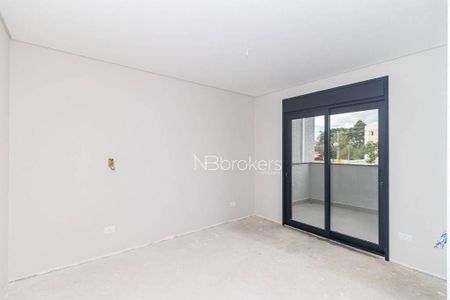 7_photo/94dcfa9b75.ab41e4e09fc2bc48-ATLAS-94e2af22-e334-4c90-ae83-4a7eb6cf1722.jpg de casa à venda com 4 quartos, 180m² em Uberaba, Curitiba