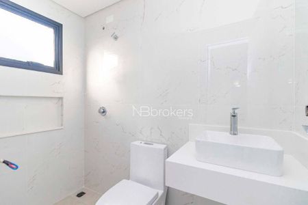 36_photo/94dcfa9b75.ab41e4e09fc2bc48-ATLAS-f3c4b044-789a-4882-8737-fe8cda6a5689.jpg de casa à venda com 4 quartos, 180m² em Uberaba, Curitiba