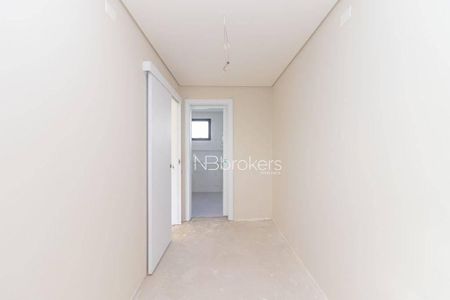 29_photo/94dcfa9b75.ab41e4e09fc2bc48-ATLAS-fd307409-5b99-4283-9a91-434557d0b0d5.jpg de casa à venda com 4 quartos, 180m² em Uberaba, Curitiba