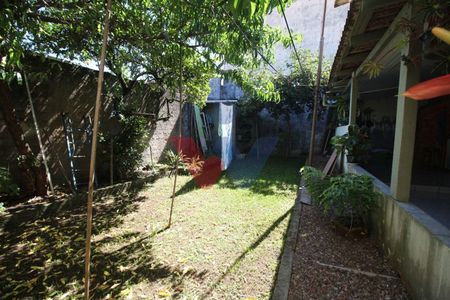 2_photo/94dcfa9bf7.edf2212802869f81-ATLAS-7c9b6292-ddf3-4e4c-a303-ba6a500b8da9.jpg de casa à venda com 4 quartos, 131m² em Uberaba, Curitiba