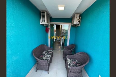 10_photo/94dcfa9d8d.c3f00cfadba54684-ATLAS-c52821c7-d429-4bf1-aeb8-b79a5ff75f1a.jpg de casa à venda com 4 quartos, 221m² em Uberaba, Curitiba