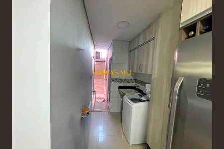 12_photo/94dcfa9d8d.c3f00cfadba54684-ATLAS-d7abda89-0ff6-4d2e-b101-41b0666868ce.jpg de casa à venda com 4 quartos, 221m² em Uberaba, Curitiba