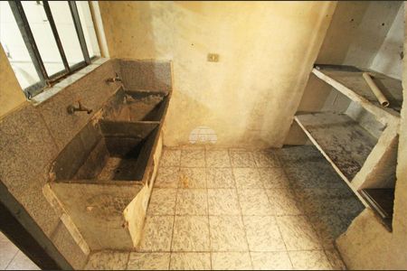 8_photo/94dcfa9ddd.ccfee957a0edc138-ATLAS-8ee8913d-8227-4a86-aff5-367f9ee808ff.jpg de casa para alugar com 3 quartos, 70m² em Uberaba, Curitiba