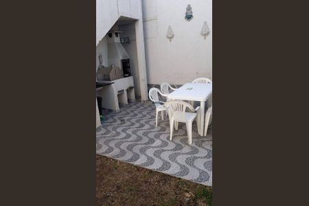 21_photo/94dcfa9fa5.a5b61410c387fb0a-ATLAS-ab9db85e-df58-4692-b9da-ecbafc580551.jpg de casa à venda com 4 quartos, 120m² em Uberaba, Curitiba