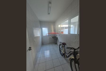 37_photo/94dcfaa215.3be64ff4f61ae86c-ATLAS-90b991bc-93aa-4df3-bb05-11d078f2c9cb.jpg de casa à venda com 4 quartos, 245m² em Uberaba, Curitiba