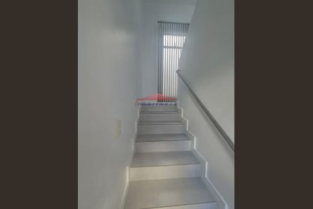 17_photo/94dcfaa215.3be64ff4f61ae86c-ATLAS-d271c59e-a56f-4f2b-8c53-2388b5a76b3d.jpg de casa à venda com 4 quartos, 245m² em Uberaba, Curitiba