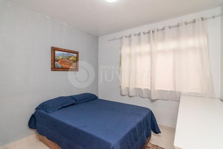 18_photo/94dcfaa21f.8085e121eea213b8-ATLAS-b581acf9-26dd-4b59-9da8-63fc21677f79.jpg de casa à venda com 3 quartos, 100m² em Uberaba, Curitiba