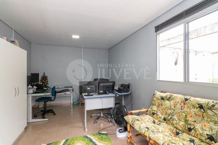 14_photo/94dcfaa21f.8085e121eea213b8-ATLAS-ff499c88-3239-4cfc-967d-e777b6eea34d.jpg de casa à venda com 3 quartos, 100m² em Uberaba, Curitiba