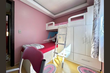 14_photo/94dcfaa225.f0ecc906b832f777-ATLAS-23a11e63-2f3c-4f83-80d2-1940c8a0f2f6.jpg de casa à venda com 2 quartos, 50m² em Uberaba, Curitiba