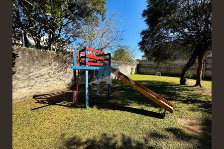 21_photo/94dcfaa225.f0ecc906b832f777-ATLAS-ce34d74c-87e1-4c96-b64d-8664efdd8cf3.jpg de casa à venda com 2 quartos, 50m² em Uberaba, Curitiba