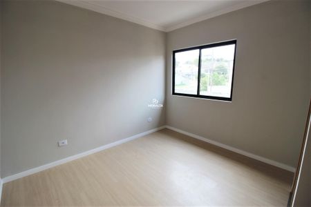 21_photo/94dcfaa22b.2bba007298a27dad-ATLAS-c7fbdbb4-7820-4a3a-a626-62c0fcb6b7ea.jpg de casa à venda com 3 quartos, 110m² em Uberaba, Curitiba