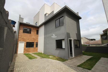 2_photo/94dcfaa22b.2bba007298a27dad-ATLAS-da7f5aea-bb5d-44a8-9065-ac667199f021.jpg de casa à venda com 3 quartos, 110m² em Uberaba, Curitiba