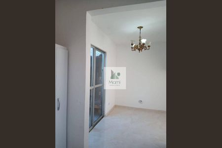 2_photo/94dcfaa249.ae3d86bef28e162d-ATLAS-0684f5e7-db6e-49e3-a38b-6a4bc4653522.jpg de casa à venda com 3 quartos, 80m² em Uberaba, Curitiba