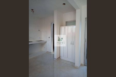 6_photo/94dcfaa249.ae3d86bef28e162d-ATLAS-daa57f0c-1235-41e2-955e-06c8ac60eeb4.jpg de casa à venda com 3 quartos, 80m² em Uberaba, Curitiba