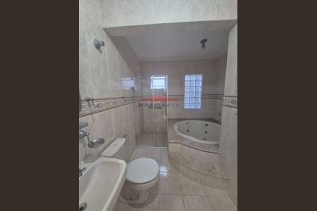 22_photo/94dcfaa25f.3be64ff4f61ae86c-ATLAS-0de5a5ac-37ae-4384-b221-b2647ce5b10a.jpg de casa à venda com 4 quartos, 245m² em Uberaba, Curitiba