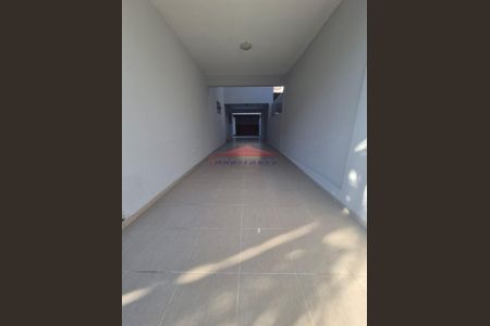 38_photo/94dcfaa25f.3be64ff4f61ae86c-ATLAS-26fab5db-7d70-4fa4-b978-cb214a235aa1.jpg de casa à venda com 4 quartos, 245m² em Uberaba, Curitiba