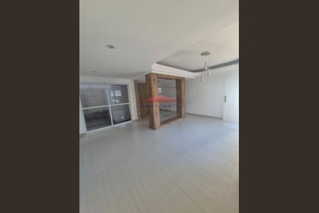 8_photo/94dcfaa25f.3be64ff4f61ae86c-ATLAS-b456bab9-f526-4db3-bc65-ddd98a38dd53.jpg de casa à venda com 4 quartos, 245m² em Uberaba, Curitiba