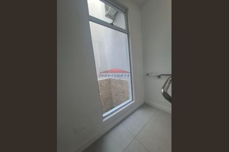 18_photo/94dcfaa25f.3be64ff4f61ae86c-ATLAS-ce65c6d6-5b1a-4719-80bb-6b8022d9bf9e.jpg de casa à venda com 4 quartos, 245m² em Uberaba, Curitiba