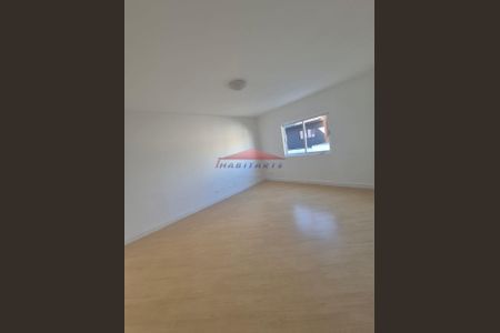 29_photo/94dcfaa25f.3be64ff4f61ae86c-ATLAS-ff54da61-25c9-4f05-a0b1-3d715a7edfd4.jpg de casa à venda com 4 quartos, 245m² em Uberaba, Curitiba